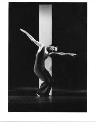 Dancer Leslie Woideck