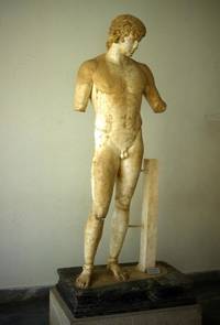Antinois statue